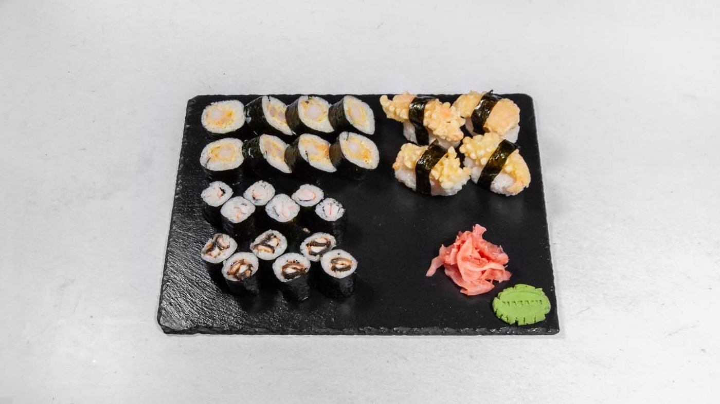 Sushi set 13